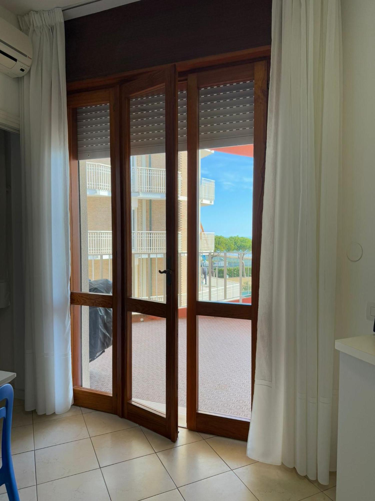Residence Apollo - Walterigato Apartments Solo Per Famiglie Lido di Jesolo Exterior photo